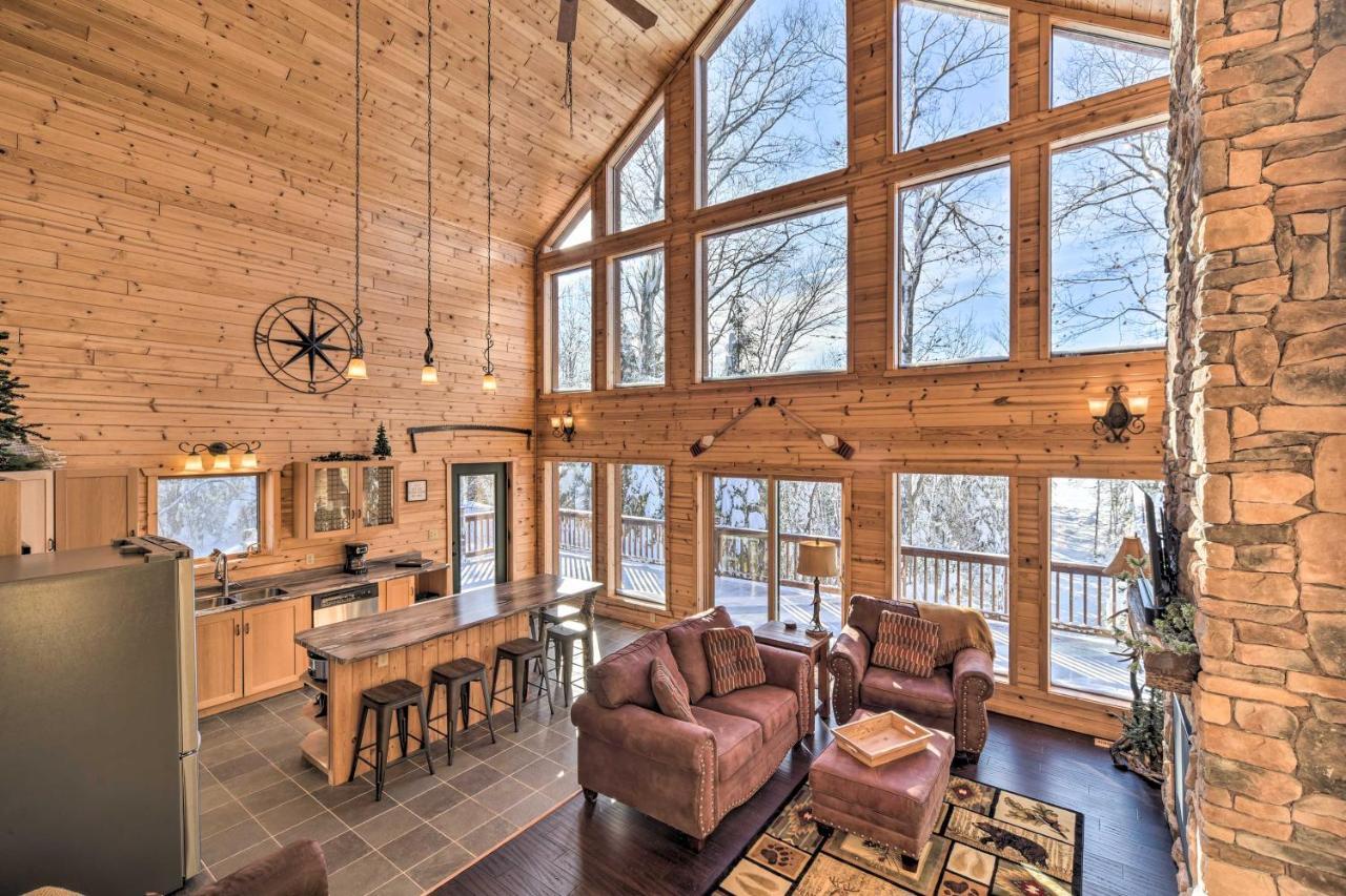 Scenic Hayward Lake View Retreat With Fire Pit Kültér fotó